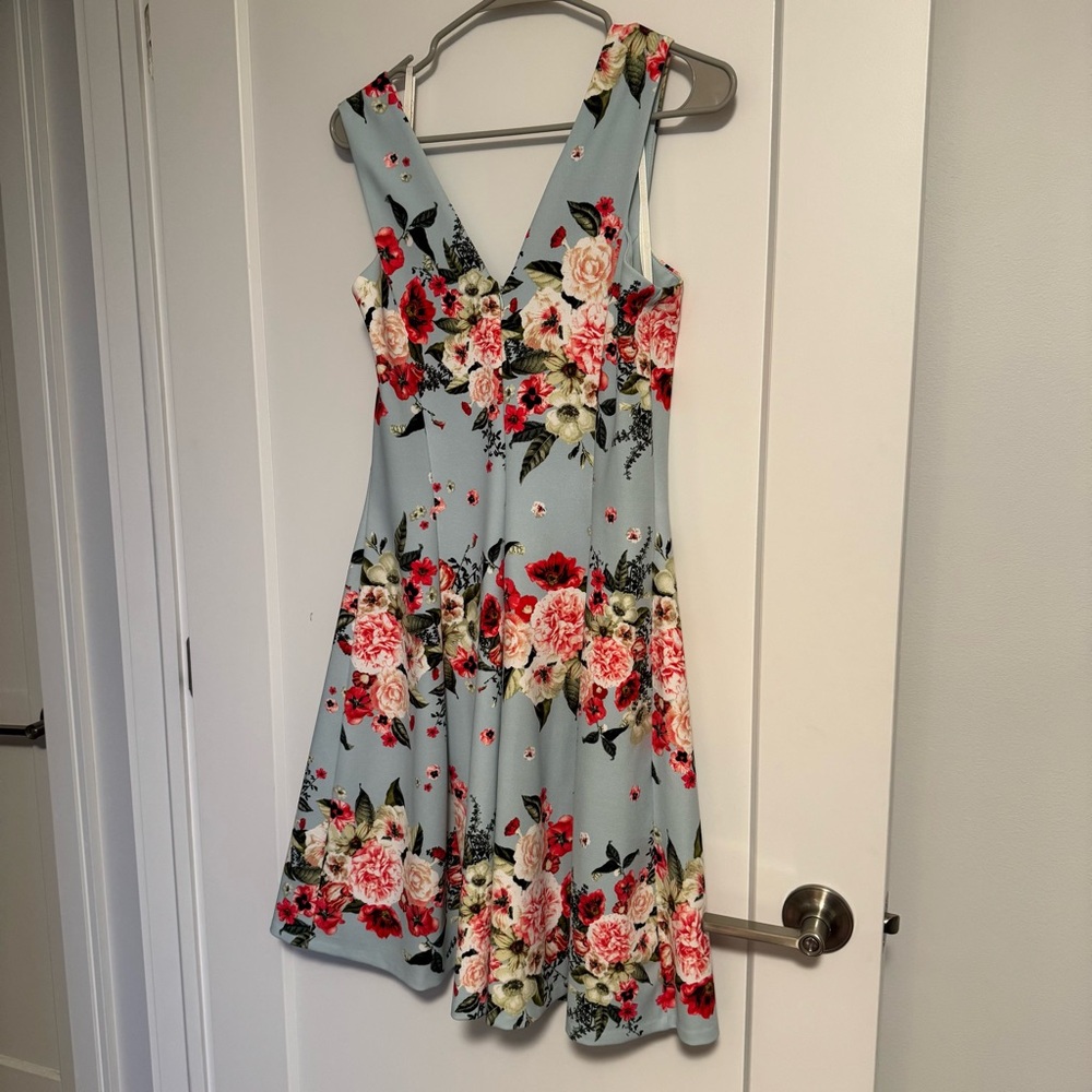 Jessica Simpson Light Blue & Floral Dresss